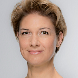 Dr. Alexandra Sußmann